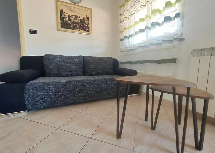 Apartments Azalea, Umag