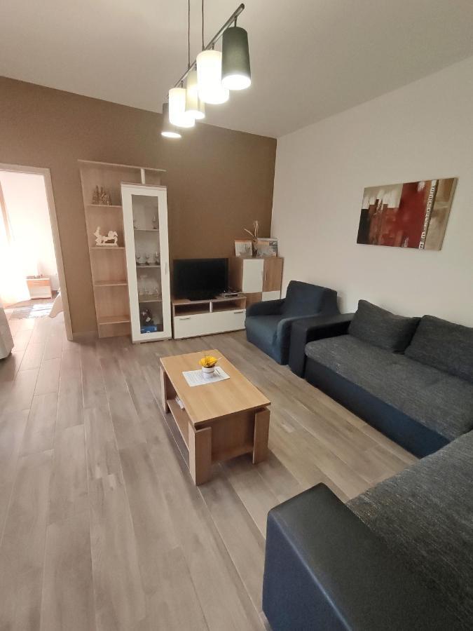 Apartman Azalea,